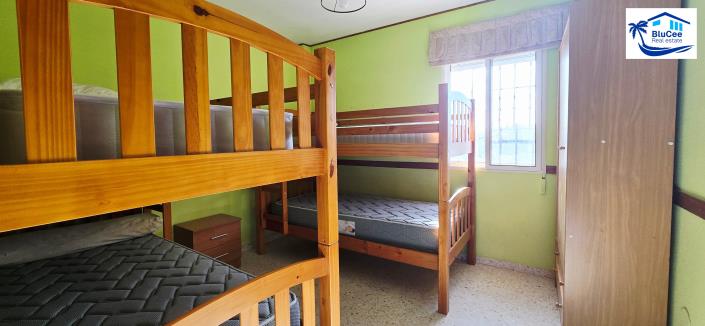 Image No.21-3 Bed Townhouse for sale