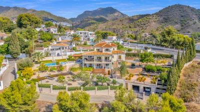 For-sale-Frigiliana---BluCee-Real-Estate--29-