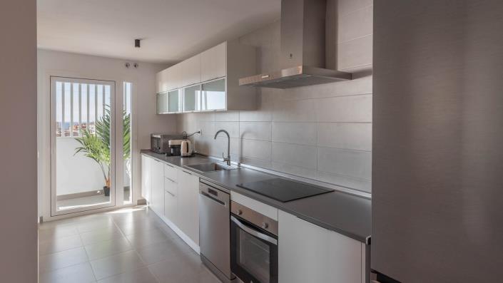 Image No.8-3 Bed Apartment for sale