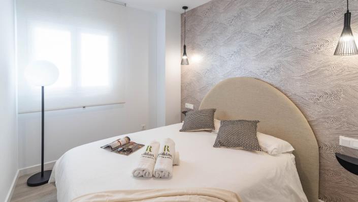 Image No.12-3 Bed Apartment for sale