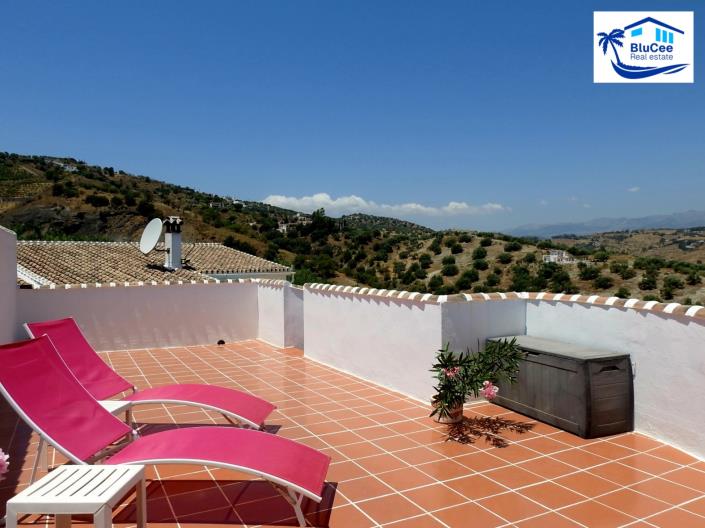 Image No.27-3 Bed Villa / Detached for sale