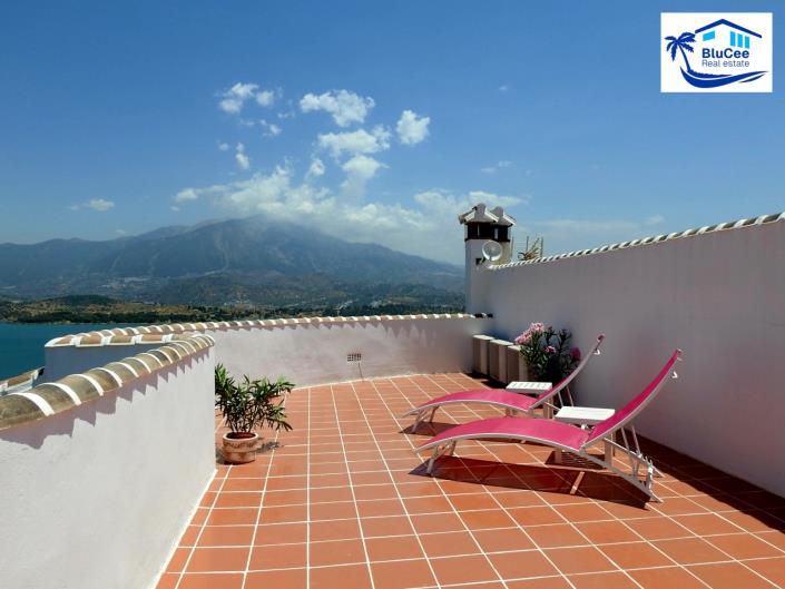 Image No.29-3 Bed Villa / Detached for sale