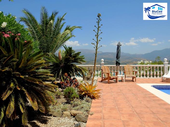 Image No.39-3 Bed Villa / Detached for sale