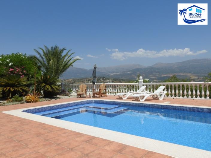Image No.42-3 Bed Villa / Detached for sale