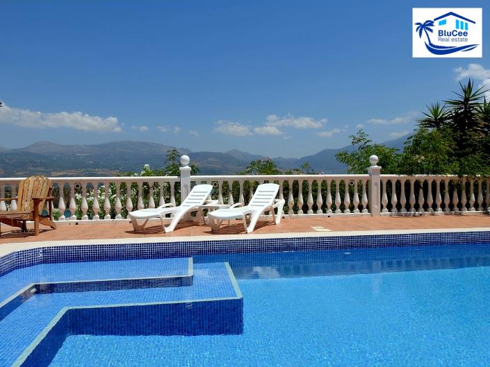 Image No.40-3 Bed Villa / Detached for sale