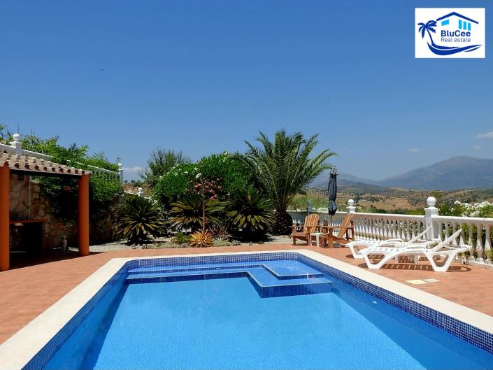 Image No.48-3 Bed Villa / Detached for sale
