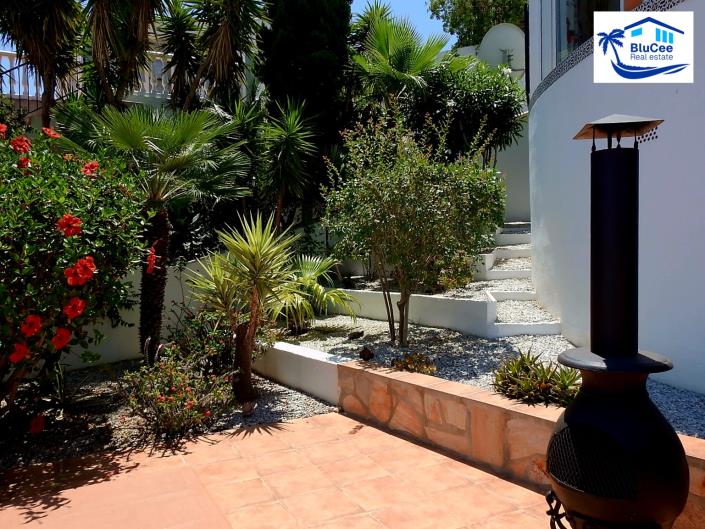 Image No.38-3 Bed Villa / Detached for sale