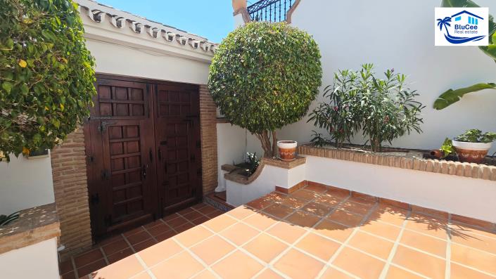 Image No.50-9 Bed House/Villa for sale