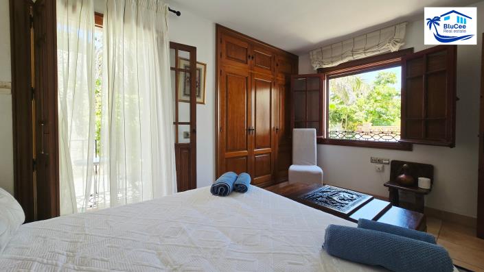 Image No.11-9 Bed House/Villa for sale