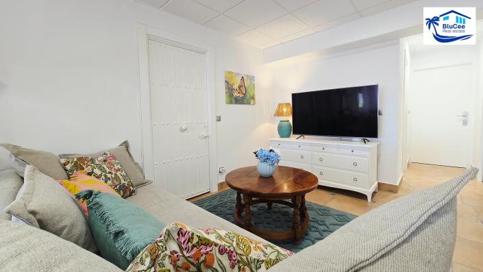 Image No.38-9 Bed House/Villa for sale