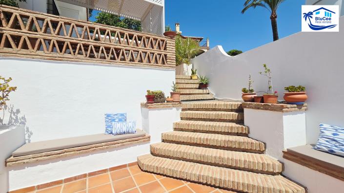 Image No.49-9 Bed House/Villa for sale