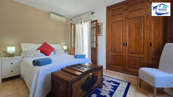 Image No.12-9 Bed House/Villa for sale