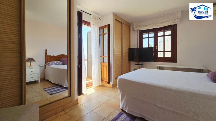 Image No.9-9 Bed House/Villa for sale