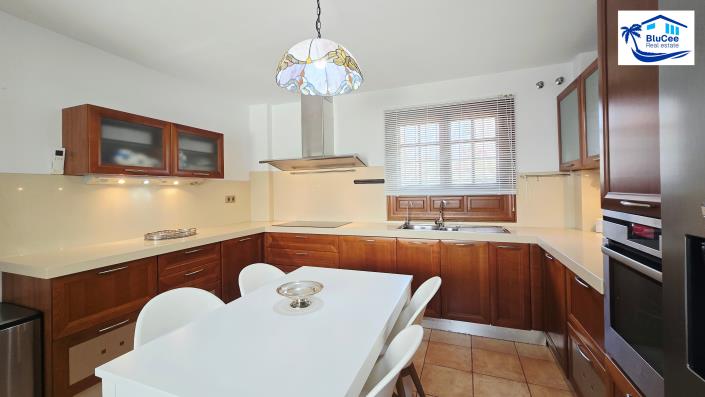 Image No.22-9 Bed House/Villa for sale