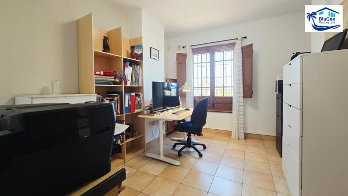 Image No.19-9 Bed House/Villa for sale