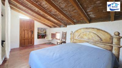 For-sale-house-on-large-plot-Alcaucin---BluCee-Real-Estate--21-