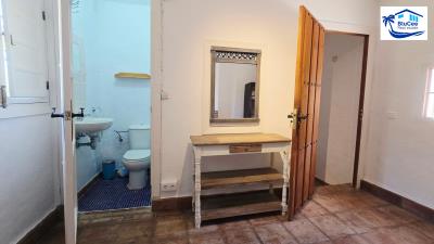 For-sale-house-on-large-plot-Alcaucin---BluCee-Real-Estate--18-