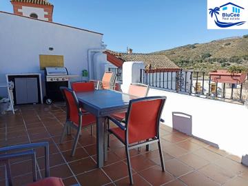 For-sale-house-with-Casa-Rural-licence-in-Cadiar--Alpujarras--Granada---BluCee-Real-Estate--14-