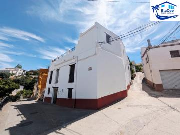For-sale-house-with-Casa-Rural-licence-in-Cadiar--Alpujarras--Granada---BluCee-Real-Estate--91-