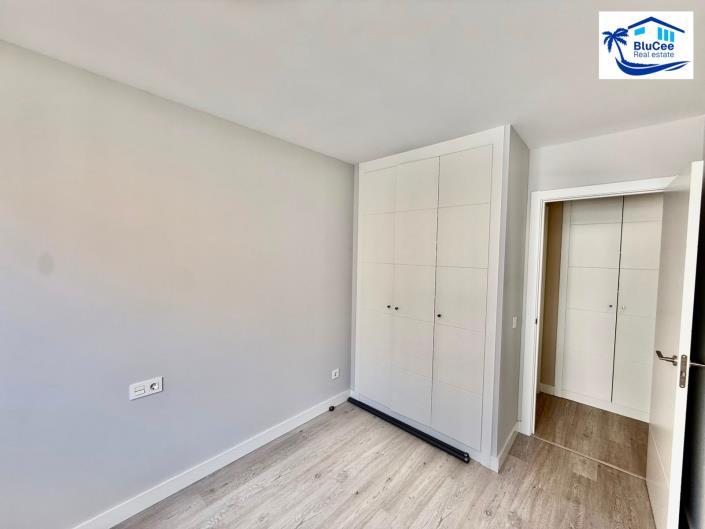 Image No.20-4 Bed Apartment for sale