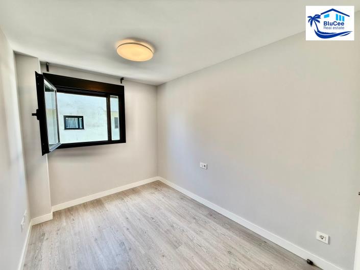 Image No.22-4 Bed Apartment for sale