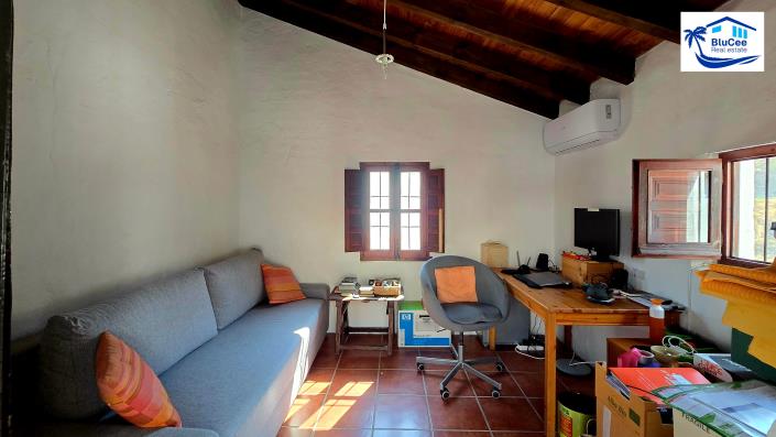 Image No.22-4 Bed Village House for sale