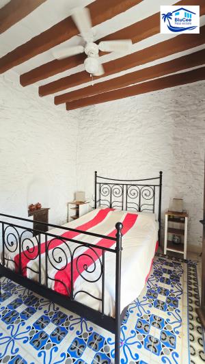 Image No.30-4 Bed Village House for sale