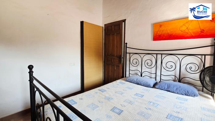 Image No.18-4 Bed Village House for sale