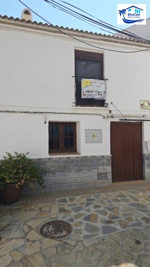 Image No.36-4 Bed Village House for sale