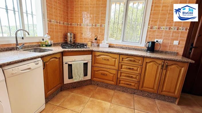Image No.11-3 Bed Villa for sale