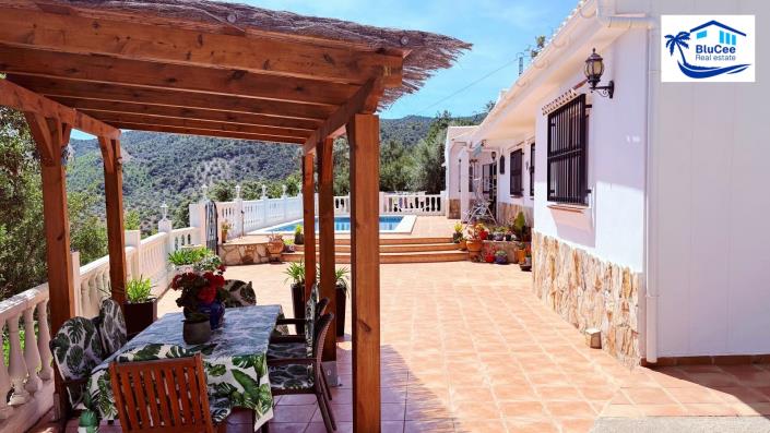 Image No.25-3 Bed Villa for sale
