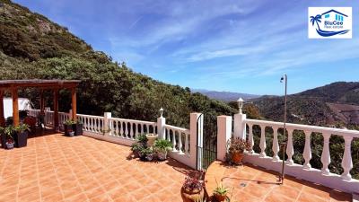 Country-Villa-For-Sale-in-Comares-with-BluCee-Real-Estate--9-
