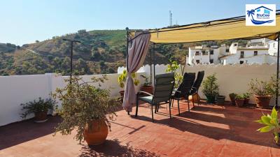 For-Sale-Village-House-in-Almachar--3-