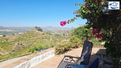 For-Sale-Finca-in-Velez-Malaga--13-