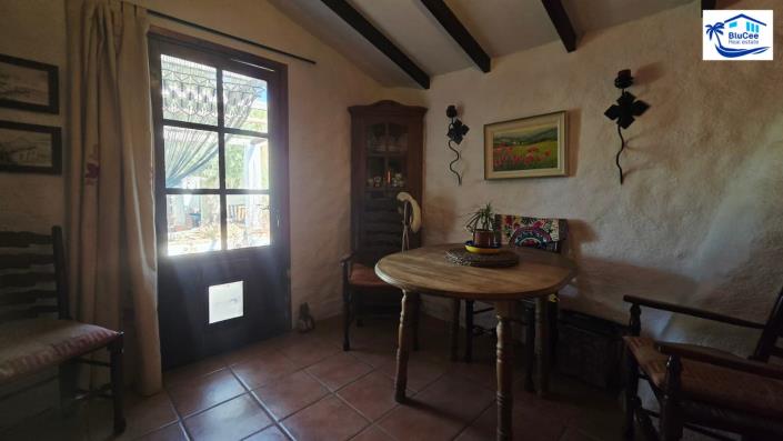 Image No.26-2 Bed Country House for sale