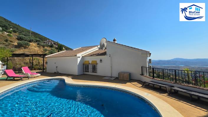 Image No.35-4 Bed Villa for sale
