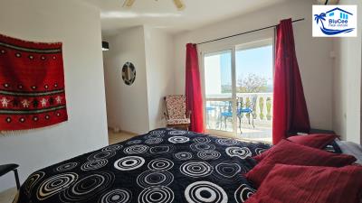 For-sale-villa-in-Alcaucin-with-Lake-view---BluCee-Real-Estate--14-