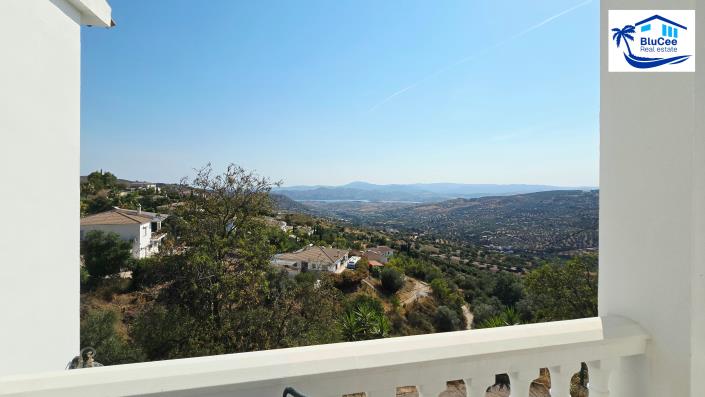 Image No.37-4 Bed Villa for sale