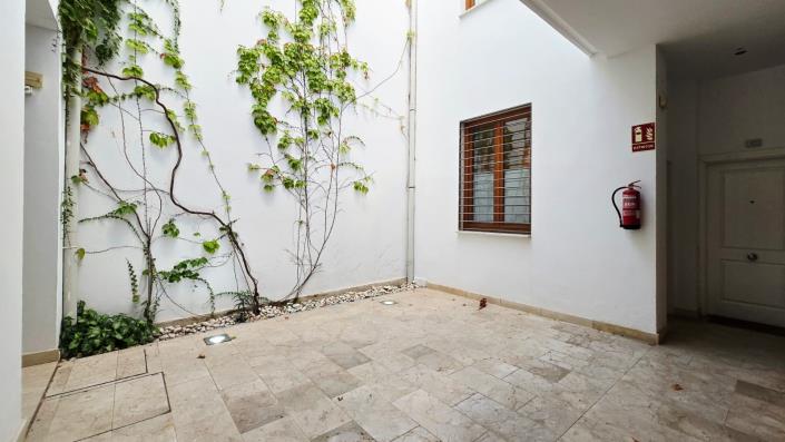 Image No.17-1 Bed Apartment for sale