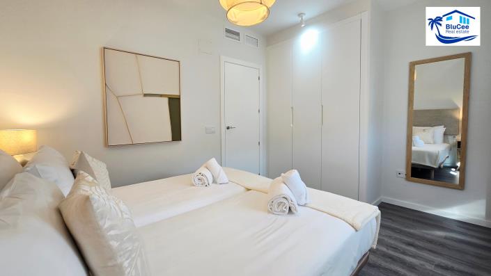 Image No.20-3 Bed Apartment for sale