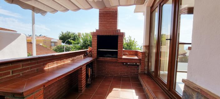 Image No.20-3 Bed Villa for sale