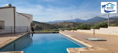 For-sale-independent-villa-with-large-swimming-pool-and-views---BluCee-Real-Estate--4-