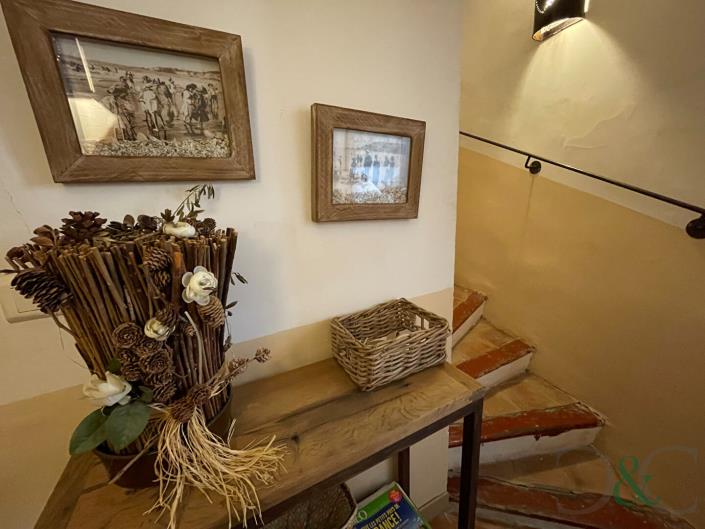 Image No.6-2 Bed House for sale