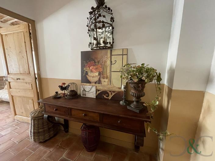 Image No.7-2 Bed House for sale