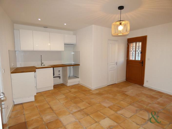 Image No.2-Appartement de 2 chambres à vendre à Var