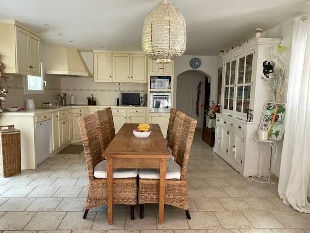 Image No.3-Villa de 3 chambres à vendre à Collobrières