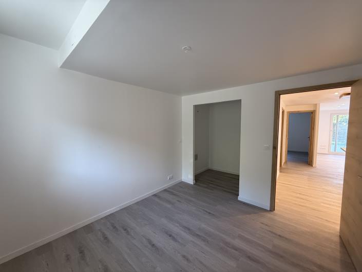 Image No.6-3 Bed Apartment for sale