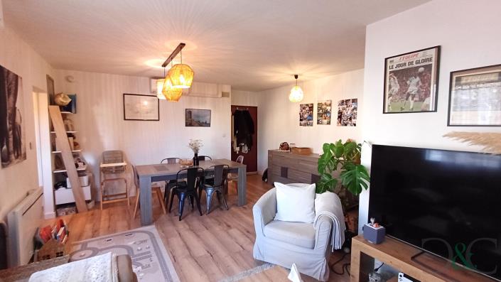 Image No.3-Appartement de 1 chambre à vendre à Le Lavandou