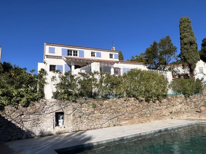 Image No.2-7 Bed Villa for sale