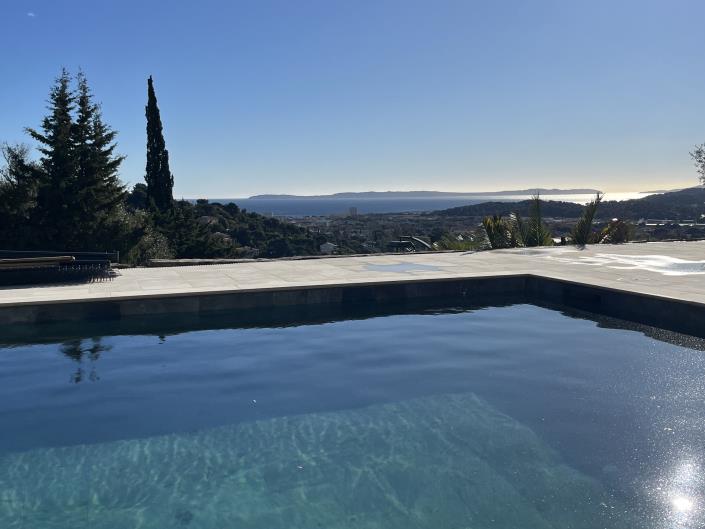 Image No.11-7 Bed Villa for sale